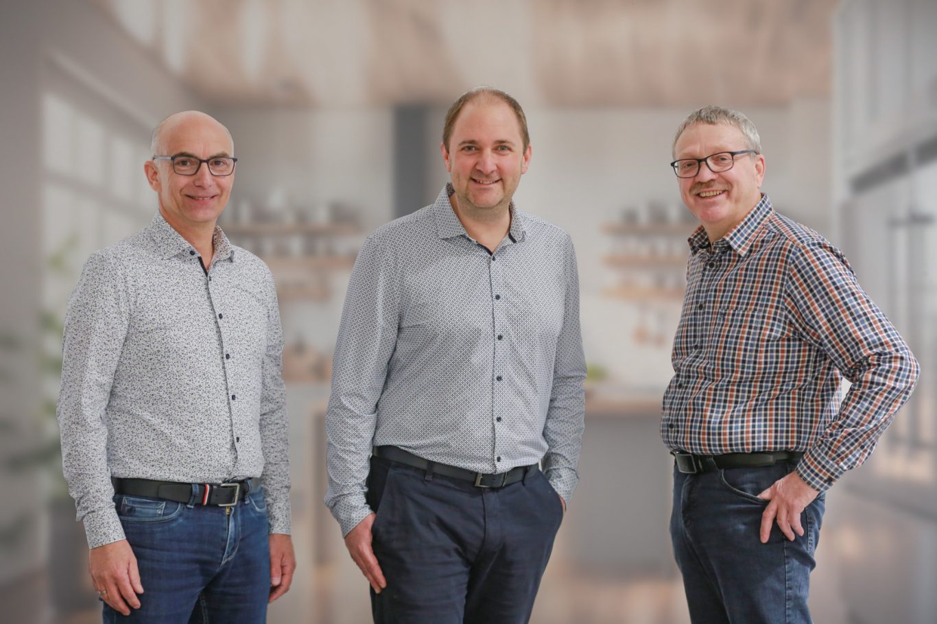 Mitarbeiter von Schulers Küchenstudio. Von links nach rechts: Martin Brenner, Florian Schuler und Manfred Loy